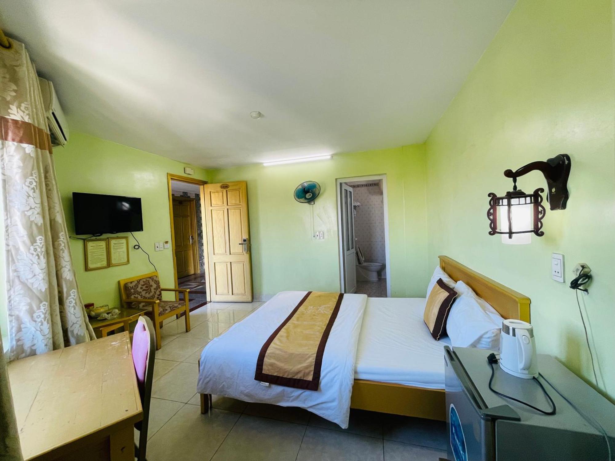 Khach San Ngoc Ly 8 Hotel Thanh Hóa Buitenkant foto