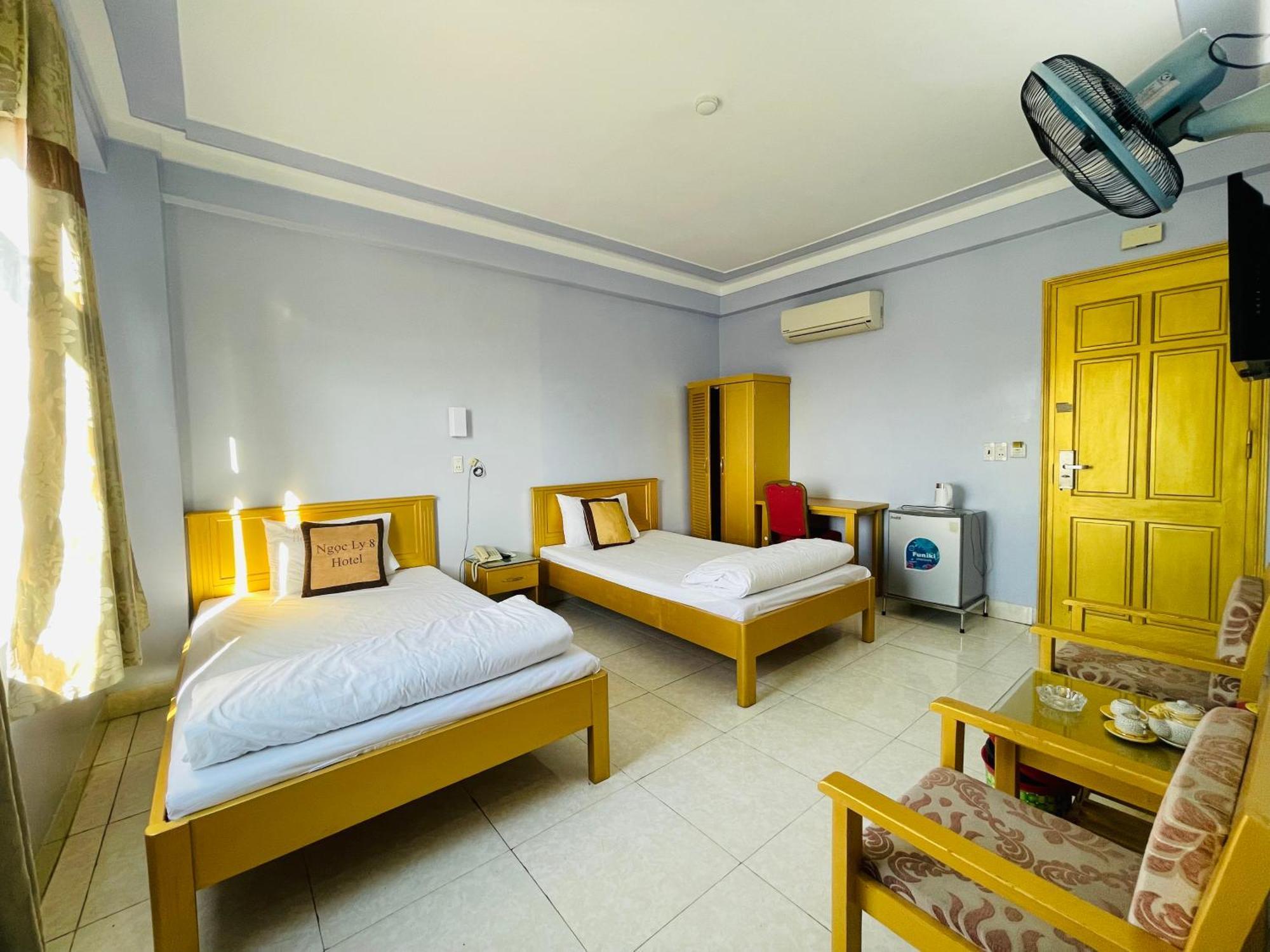 Khach San Ngoc Ly 8 Hotel Thanh Hóa Buitenkant foto
